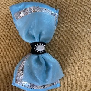Alice in Wonderland Bow